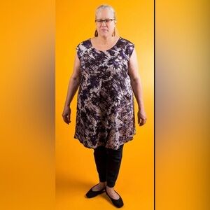 Tunic  Plus Size 2X Purple African Marbled Cotton Batik Sleeveless Notch Hem